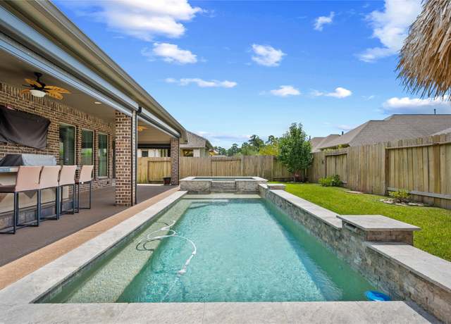 Property at 329 Torrey Bloom Loop, Conroe, TX 77304, 4 beds, 3 baths