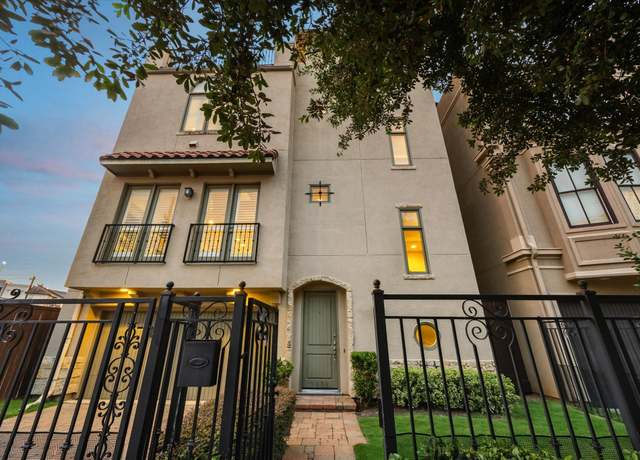 Property at 2006 Helena St, Houston, TX 77002, 3 beds, 3.5 baths
