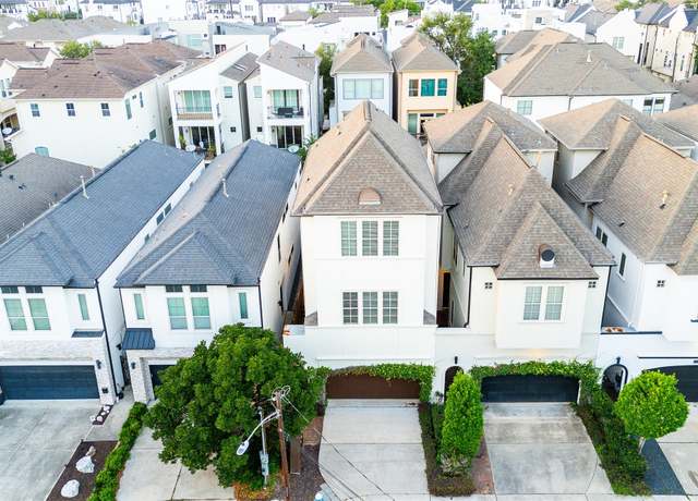 Property at 5626 Petty St, Houston, TX 77007, 3 beds, 3.5 baths