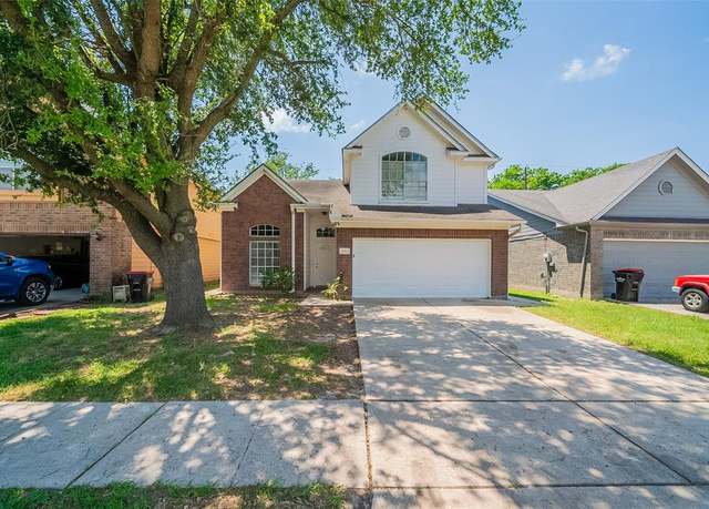 Property at 10915 Meadow Walk Ln, Houston, TX 77067, 4 beds, 2.5 baths