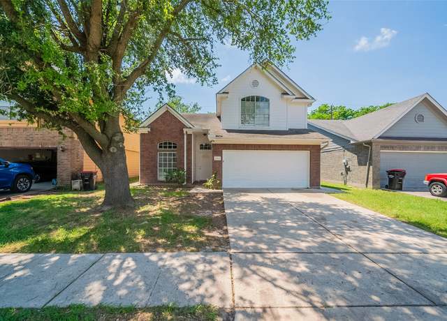 Property at 10915 Meadow Walk Ln, Houston, TX 77067, 4 beds, 2.5 baths