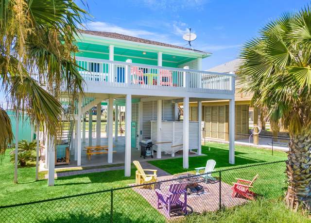 Property at 2004 Lakeview, Crystal Beach, TX 77650, 2 beds, 2 baths