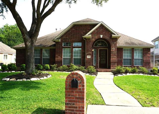 Property at 11714 Goldstream Ct, Tomball, TX 77377, 3 beds, 2.5 baths