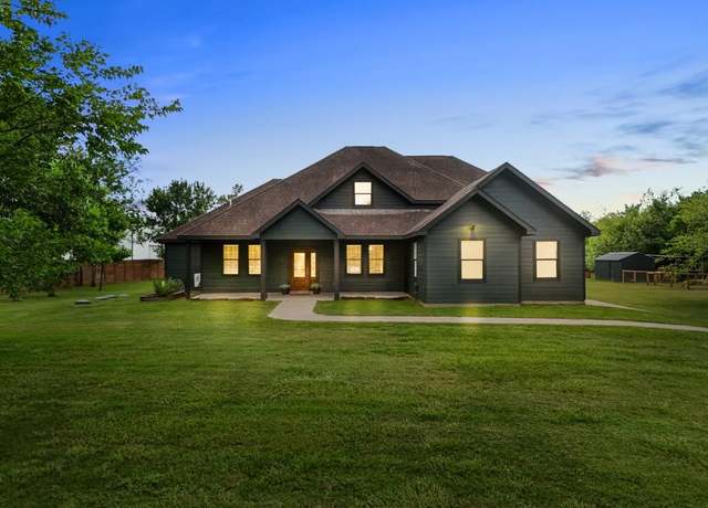 Property at 10476 County Road 190, Alvin, TX 77511, 4 beds, 3.5 baths