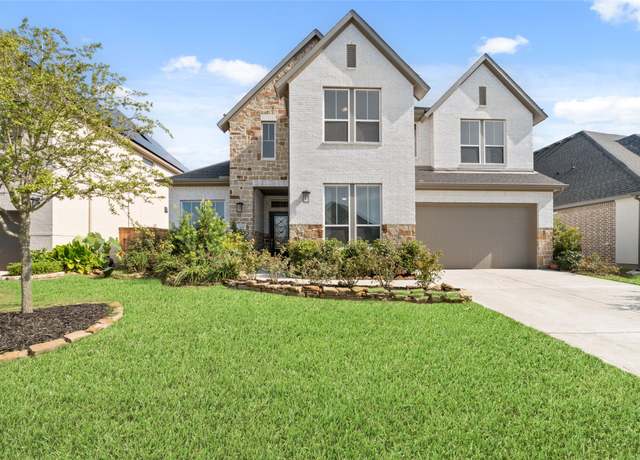 Property at 32018 Crested Knoll Ct, Fulshear, TX 77441, 5 beds, 4.5 baths