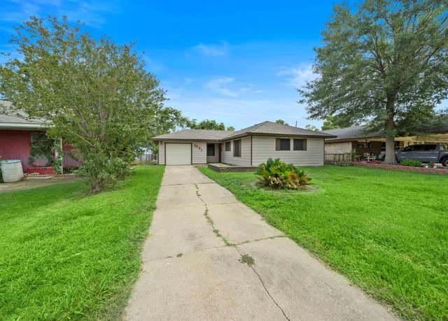 Property at 7421 Parker Rd, Houston, TX 77016, 3 beds, 1 bath