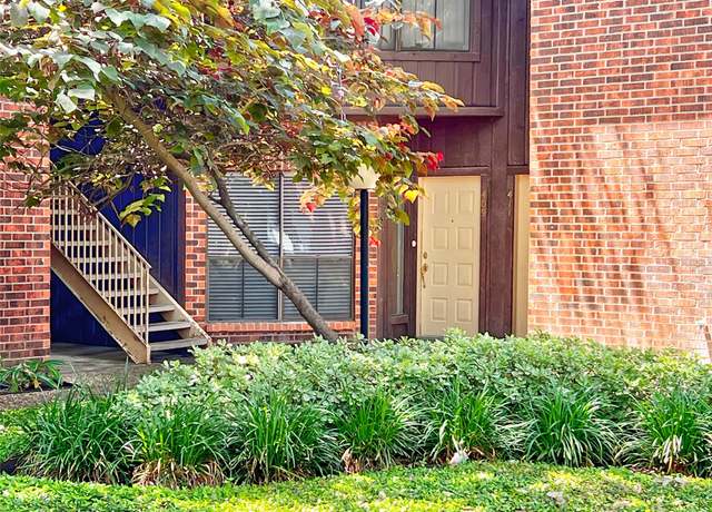 Property at 3130 Walnut Bend Ln #409, Houston, TX 77042, 2 beds, 2 baths