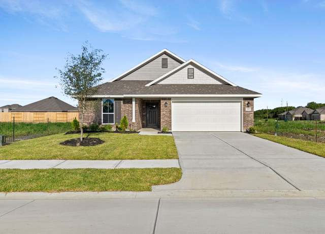 Property at 2249 W Post Oak Cir, Dayton, TX 77525, 4 beds, 2 baths