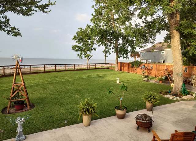 Property at 4302 Boulevard St, Bacliff, TX 77518