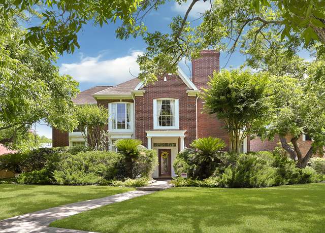 Property at 6102 Walkers Park Dr, Sugar Land, TX 77479, 4 beds, 3.5 baths