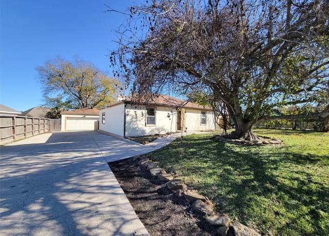 Property at 12510 Ridgecrest Dr, Willis, TX 77318, 3 beds, 2.5 baths
