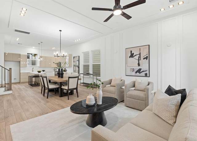 Property at 905 Woodcrest Dr Unit E, Houston, TX 77018, 3 beds, 3.5 baths