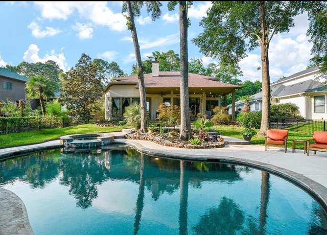 Property at 11432 Grand Pine Dr, Montgomery, TX 77356, 5 beds, 3.5 baths