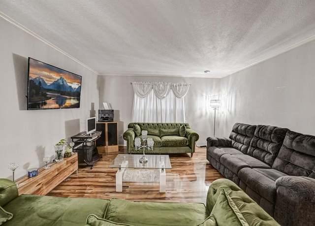 Property at 7900 Westheimer Rd #202, Houston, TX 77063, 2 beds, 2 baths