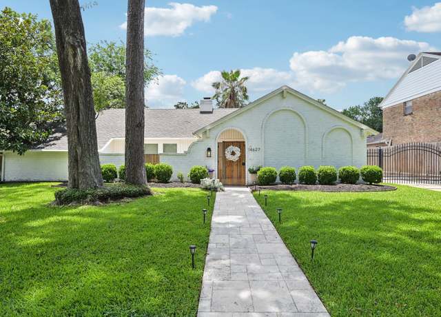 Property at 14627 Oak Bend Dr, Houston, TX 77079, 4 beds, 3.5 baths