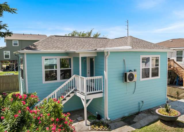 Property at 2023 1/2 Hollywood Ave, Galveston, TX 77551, 1 bed, 1 bath