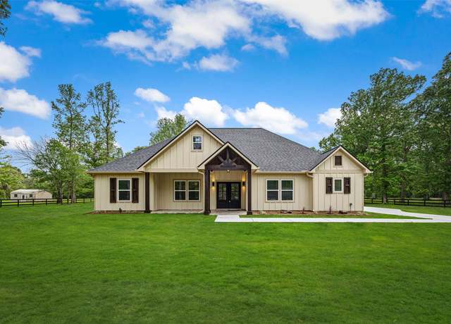 Property at 692 County Road 6474, Dayton, TX 77535, 3 beds, 2.5 baths