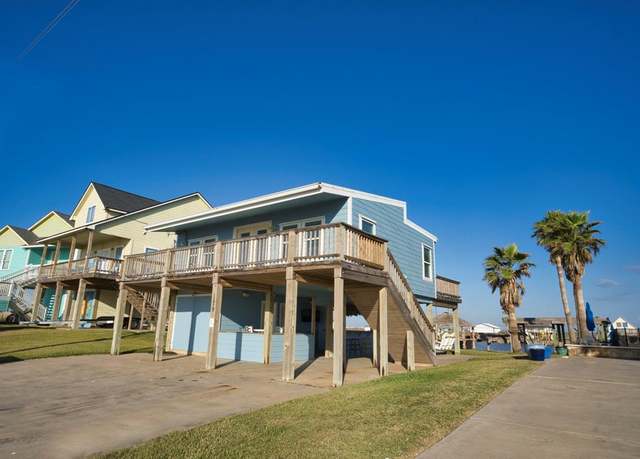 Property at 179 County Road 230, Sargent, TX 77414, 2 beds, 1.5 baths