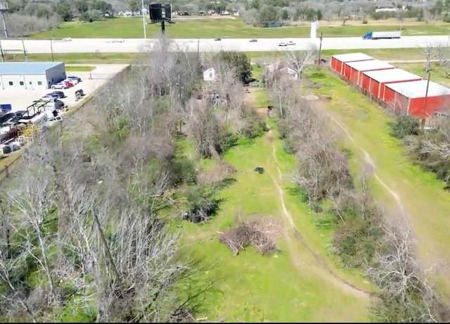 Property at 3611 10th St, Brookshire, TX 77423