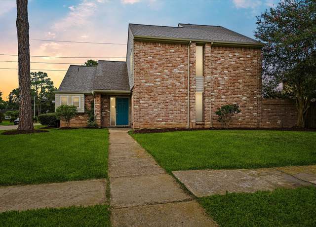 Property at 4790 Whispering Falls Dr, Houston, TX 77084, 4 beds, 3.5 baths