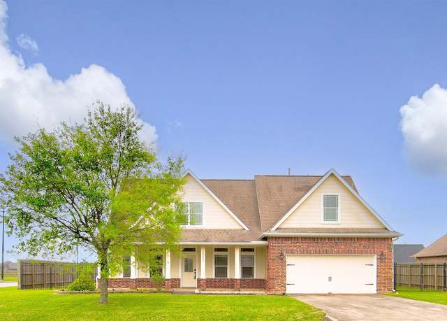 Property at 14022 Martinique Lane Ln, Mont Belvieu, TX 77523, 5 beds, 2.5 baths