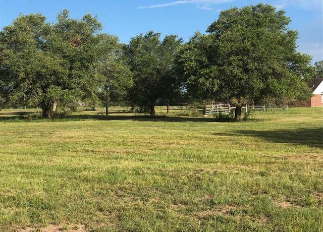 Property at Lot 2 Pvt 1671, Hallettsville, TX 77964