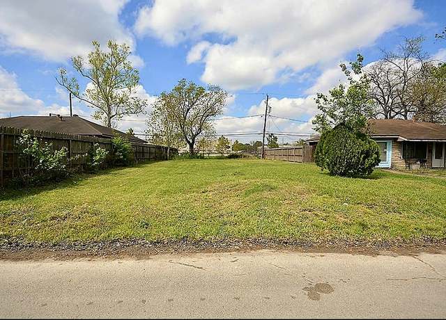 Property at 5009 Malmedy Rd, Houston, TX 77033