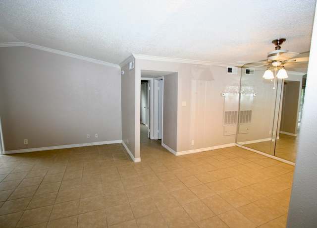 Property at 17401 Red Oak Dr #102, Houston, TX 77090, 1 bed, 1 bath