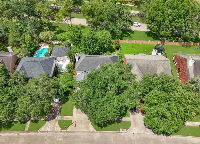 Property at 1318 Irish Mist Ct, Katy, TX 77450, 4 beds, 2.5 baths