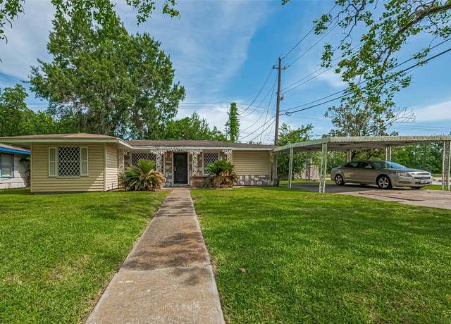 Property at 6527 Beekman Rd, Houston, TX 77021, 3 beds, 1 bath