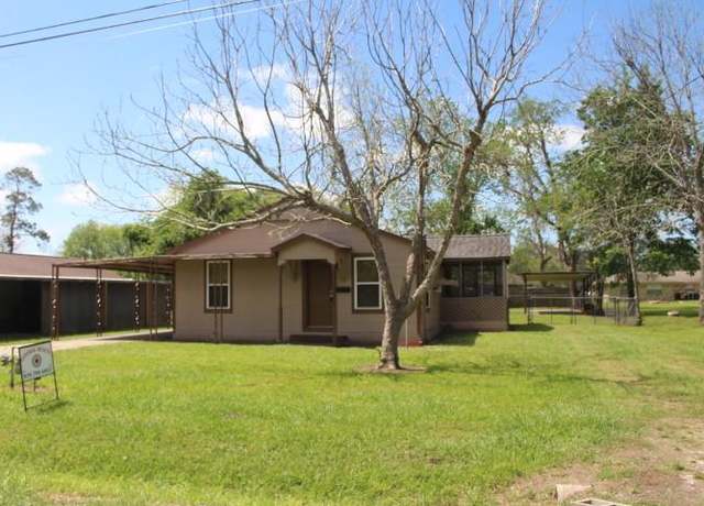 Property at 707 Alice St, Sweeny, TX 77480, 2 beds, 2 baths