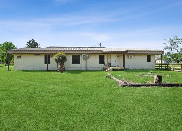 Property at 0 Old River Rd N Unit S, Palacios, TX 77465, 3 beds, 2 baths