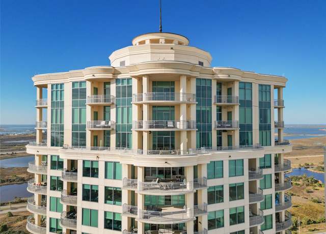 Property at 801 E Beach Dr Unit TW2606, Galveston, TX 77550, 4 beds, 4 baths