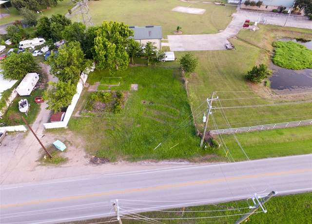 Property at 1718 E Hufsmith Rd, Tomball, TX 77375