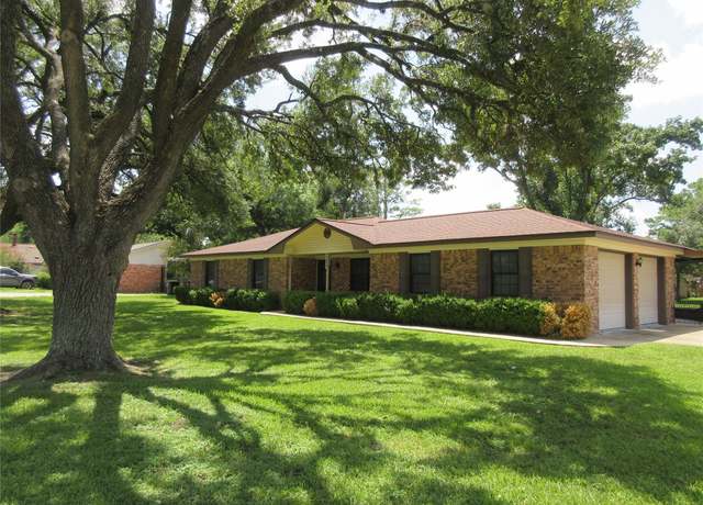 Property at 9213 Hammerly Blvd, Houston, TX 77080, 3 beds, 2 baths