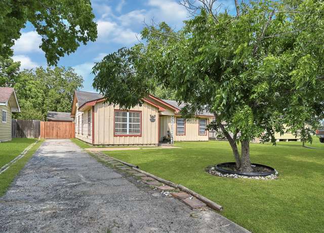 Property at 915 Coleman Ave, Pasadena, TX 77506, 3 beds, 1 bath