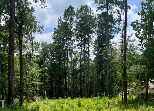 Property at 10820 Royal York Dr, Conroe, TX 77303