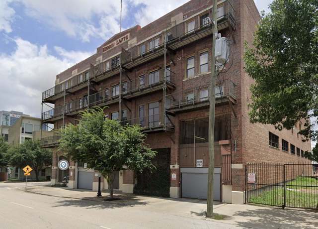 Property at 2205 Mckinney St #406, Houston, TX 77003, 1 bed, 1 bath