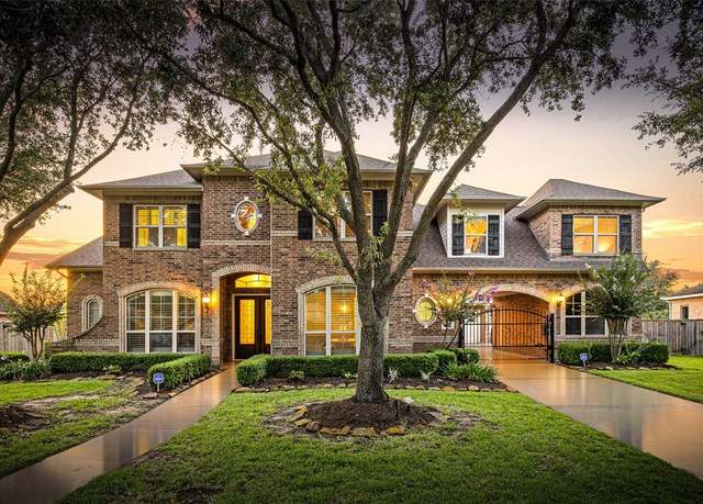 Property at 2018 Lake Fountain Dr, Katy, TX 77494, 5 beds, 4 baths