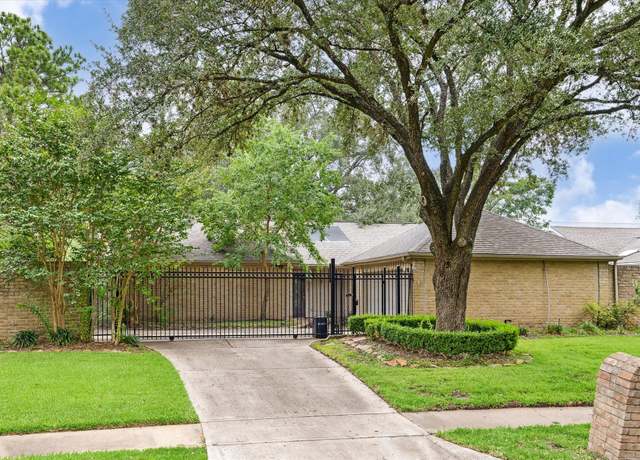 Property at 1706 Cherry Bend Dr, Houston, TX 77077, 4 beds, 2 baths