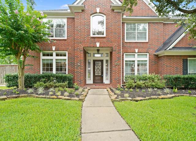 Property at 14210 Northface Manor Ct, Cypress, TX 77429, 5 beds, 3.5 baths