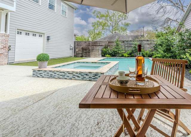 Property at 808 Merrill St, Houston, TX 77009, 4 beds, 5 baths