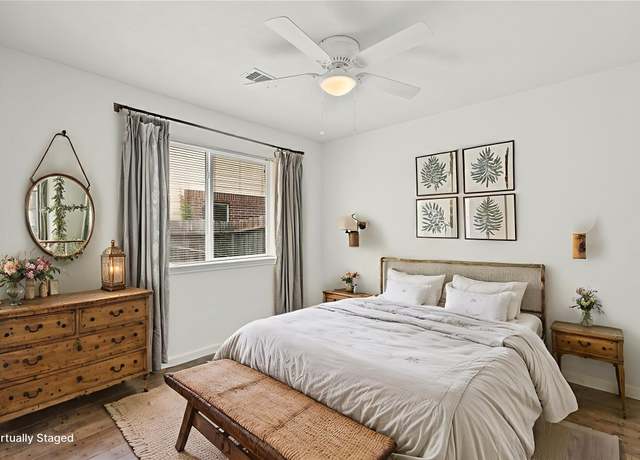 Property at 11007 View Pointe Ln, Houston, TX 77034, 4 beds, 2 baths