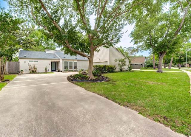 Property at 1318 Heathwood Dr, Houston, TX 77077, 3 beds, 2 baths