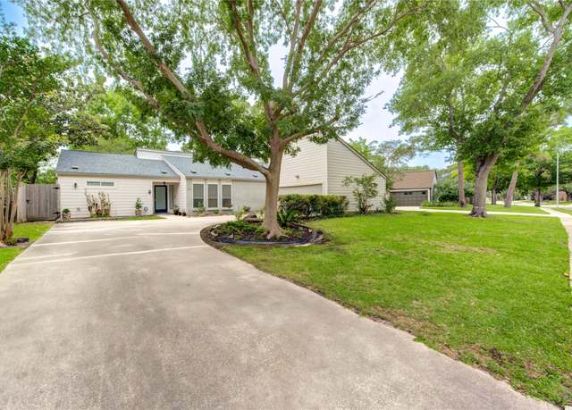 Property at 1318 Heathwood Dr, Houston, TX 77077, 3 beds, 2 baths