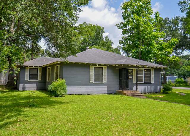 Property at 1700 Marilyn St, Rosenberg, TX 77471, 3 beds, 2 baths