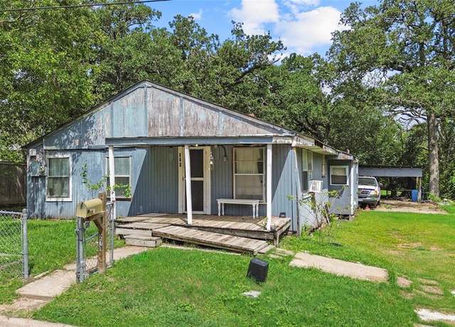 Property at 218 Kosarek St, Bryan, TX 77803