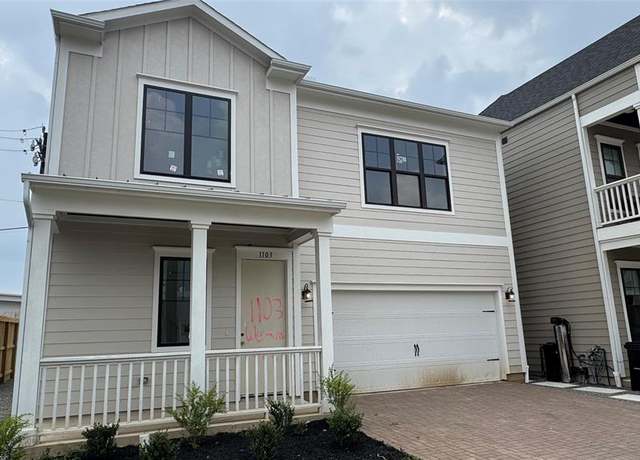 Property at 1103 Western Edge Dr, Houston, TX 77008, 3 beds, 2.5 baths