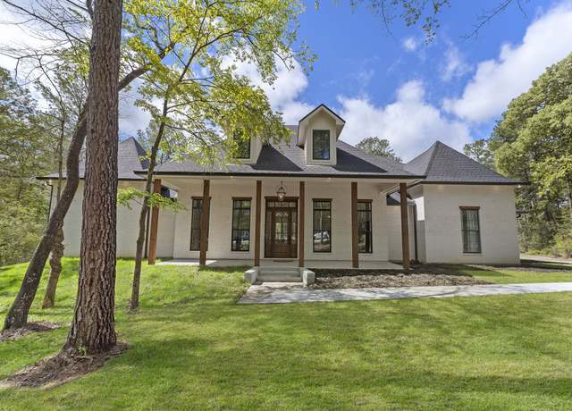 Property at 567 Lonestar Rd, Huntsville, TX 77340, 4 beds, 4 baths
