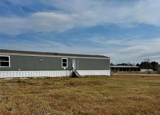Property at 5177 Road 5210, Cleveland, TX 77327, 3 beds, 2 baths